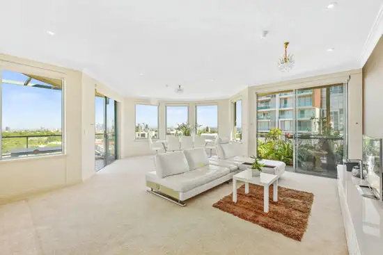 PENTHOUSE 3, 8 Spring Street