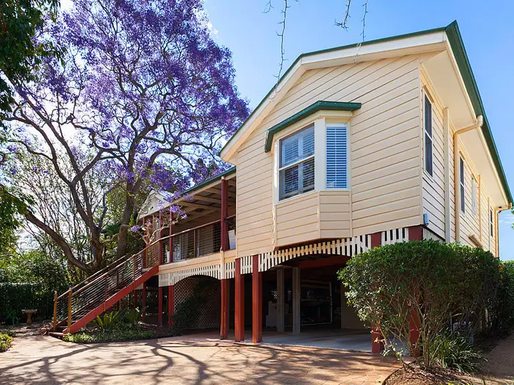 22 Queenscroft Street, Chelmer QLD 4068