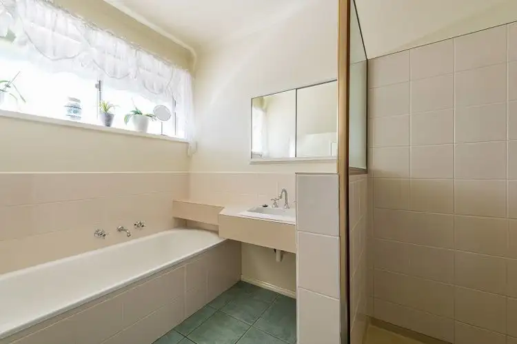 Sixth view of Homely house listing, 32 Floriana Avenue, Doveton VIC 3177