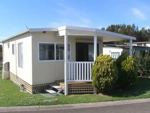 57/142 Greens Road, Greenwell Point NSW 2540