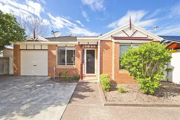 2/11 Third Street, Adamstown NSW 2289