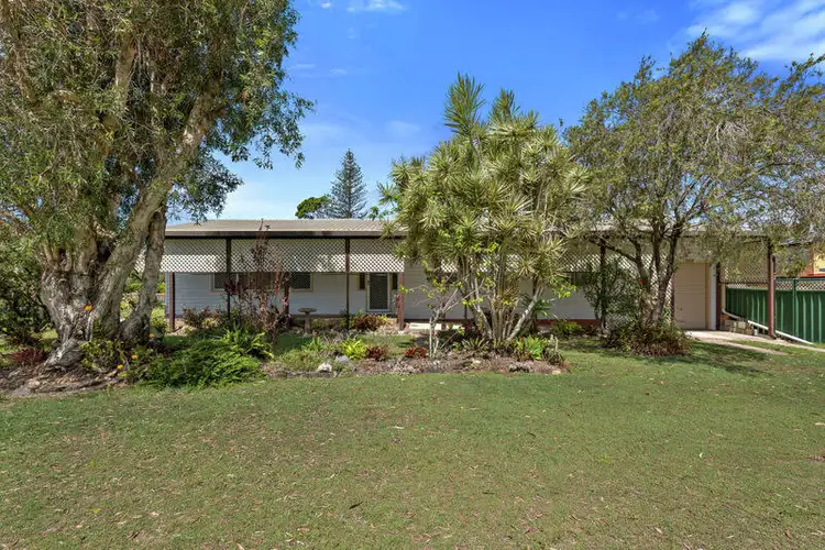 19 Azalea Avenue, Mylestom NSW 2454