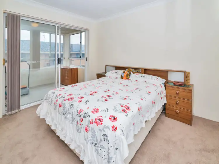 Sixth view of Homely apartment listing, 5/194 Marine Parade, Labrador QLD 4215