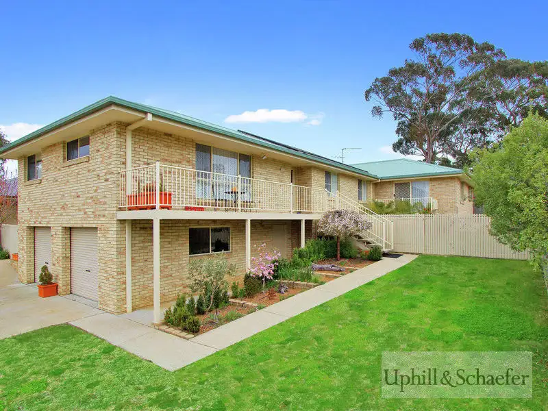 Main view of Homely house listing, 4 Erin Court, Armidale NSW 2350
