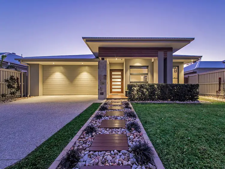 3 Lydia Pl, Wakerley QLD 4154