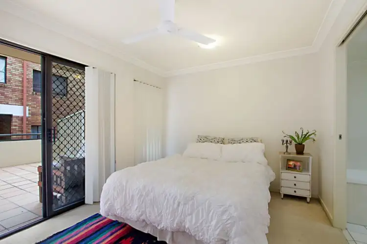 Fifth view of Homely unit listing, 2/53 Stapylton St, Coolangatta QLD 4225