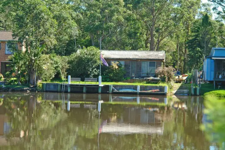 27 Mcdonagh Road, Wyong NSW 2259