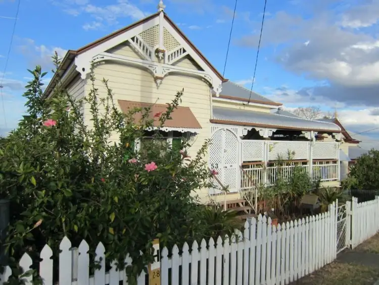 53 Pine Mountain Road, North Ipswich QLD 4305