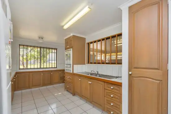 Fifth view of Homely house listing, 2 Portulaca, Macgregor QLD 4109