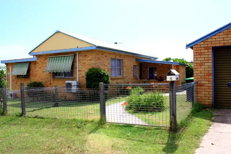1 Bowra Street, Urunga NSW 2455