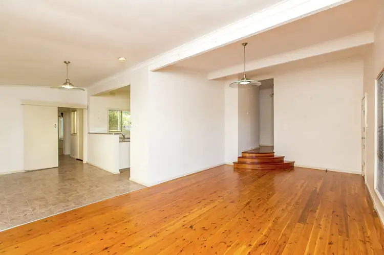 Fifth view of Homely house listing, 42 Warrawong Street, Kooringal NSW 2650