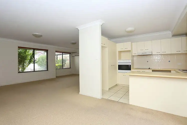 Sixth view of Homely unit listing, 9 Seabreeze Court, Sandstone Point QLD 4511