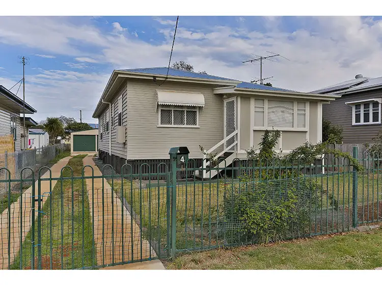 4 Cay Street, Newtown QLD 4350
