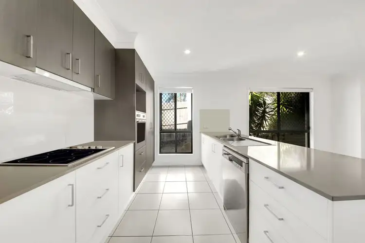 Second view of Homely house listing, 2/54 Fitzroy Avenue, Clinton QLD 4680