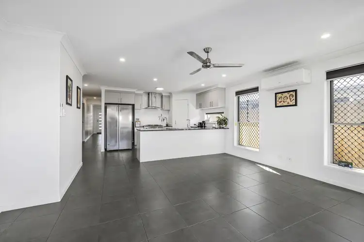 9 Archibald Crescent, Nirimba QLD 4551