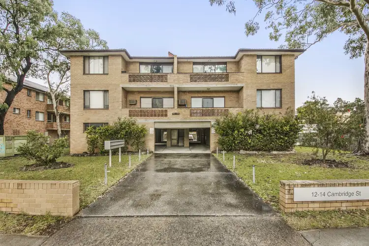 10/12 Cambridge St, Merrylands NSW 2160
