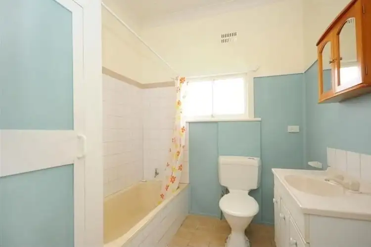 Sixth view of Homely house listing, 6a Lendrum Street, Newtown QLD 4350