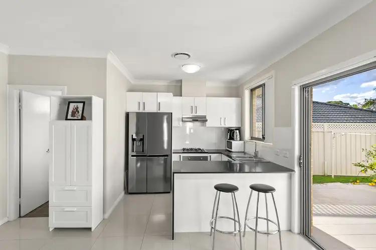 Third view of Homely villa listing, 5/17 Fox Hills Crescent, Prospect NSW 2148