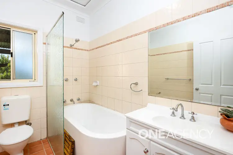 Sixth view of Homely house listing, 417 LAKE ALBERT ROAD, Kooringal NSW 2650