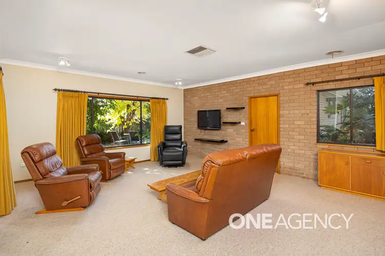 Sixth view of Homely house listing, 5 MYALL CRESCENT, Lake Albert NSW 2650