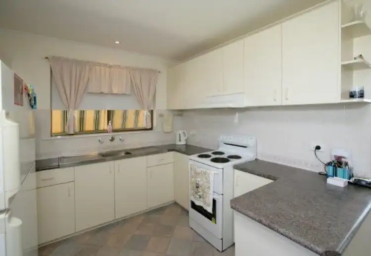 Fifth view of Homely house listing, 4 Knight St, Junee NSW 2663