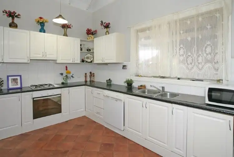 Fifth view of Homely house listing, 1 Edgar St, Junee NSW 2663