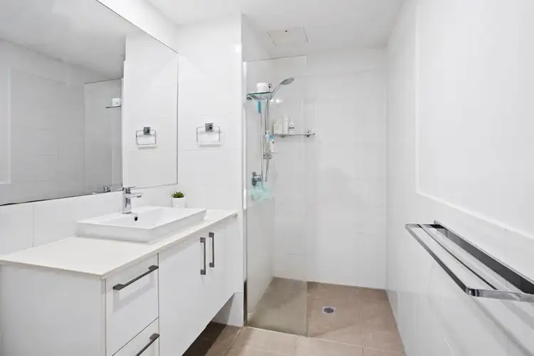 Sixth view of Homely unit listing, 1112/6-8 Waterford Court, Bundall QLD 4217