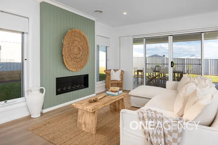 Sixth view of Homely house listing, 102 VALENCIA DRIVE, Gobbagombalin NSW 2650