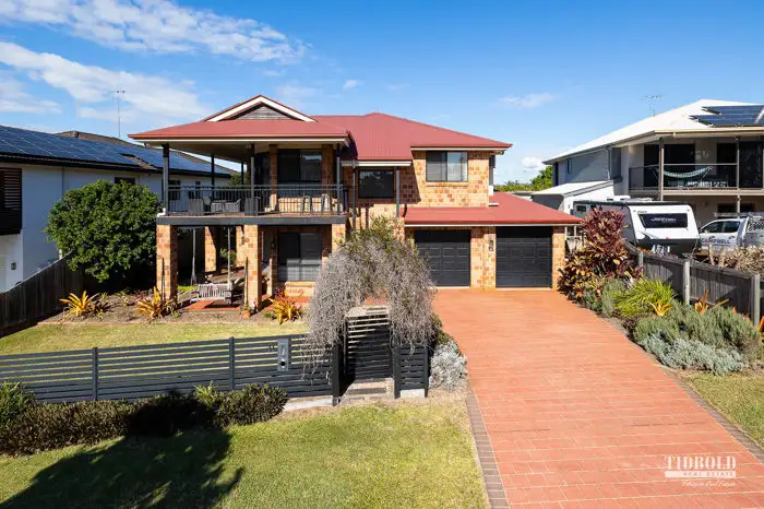 31 Attenborough Circuit, Redland Bay QLD 4165