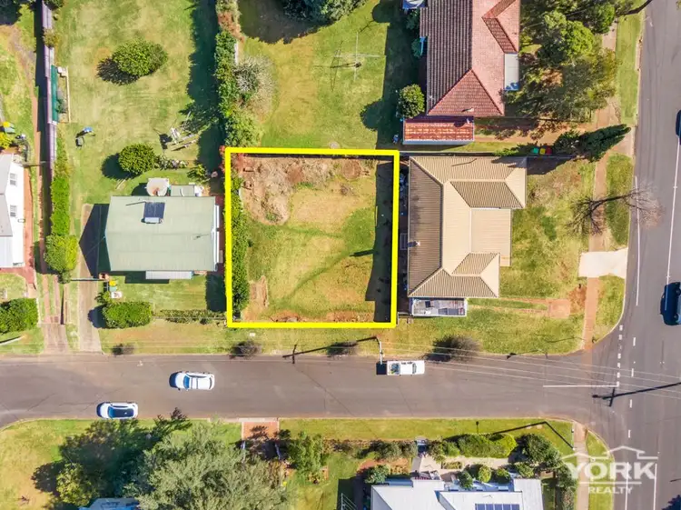 3 Searle Street, South Toowoomba QLD 4350