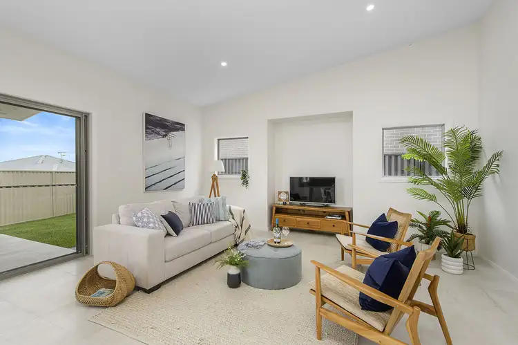 Fifth view of Homely villa listing, 6/20 St Lucia Place, Bonny Hills NSW 2445
