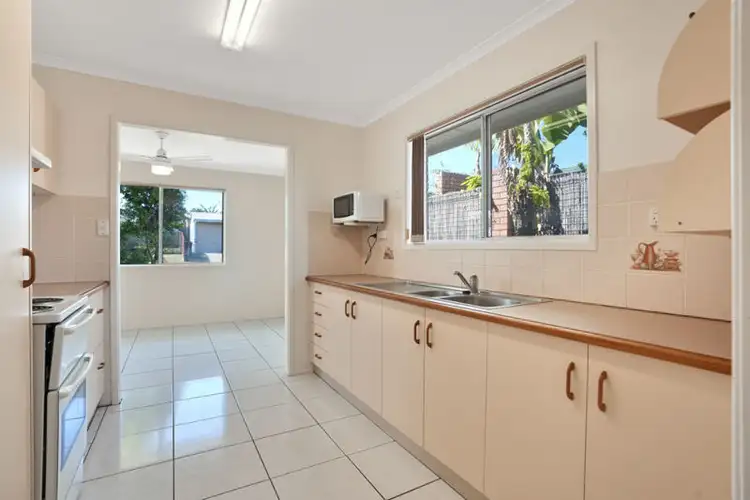 Seventh view of Homely house listing, 4 Cedrela Street, Kin Kora QLD 4680