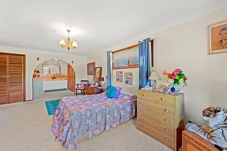 Fifth view of Homely house listing, 19 The Mores, Nerang QLD 4211
