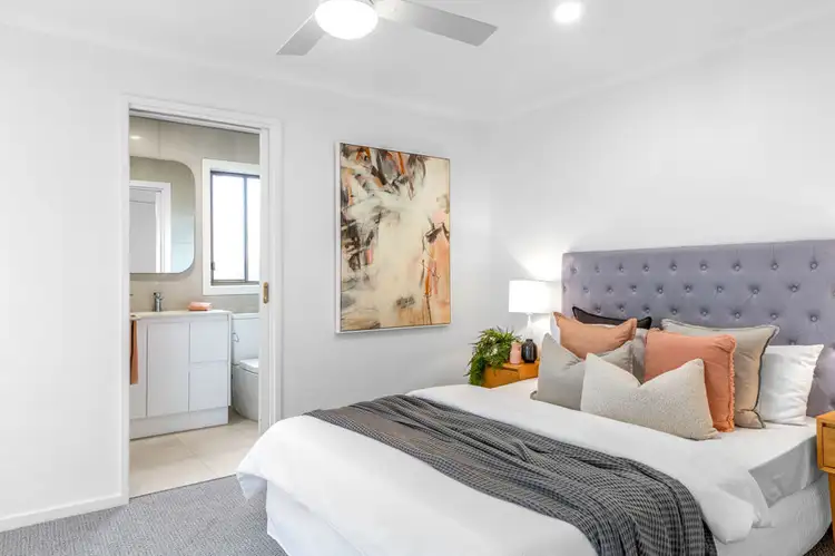 Fifth view of Homely house listing, 4 Rangeview Road, Donvale VIC 3111