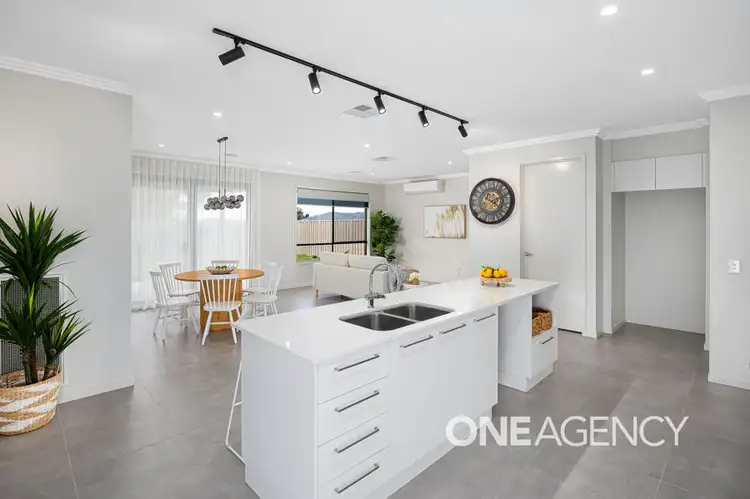 Sixth view of Homely house listing, 5 THE PEAKS TERRACE, Gobbagombalin NSW 2650