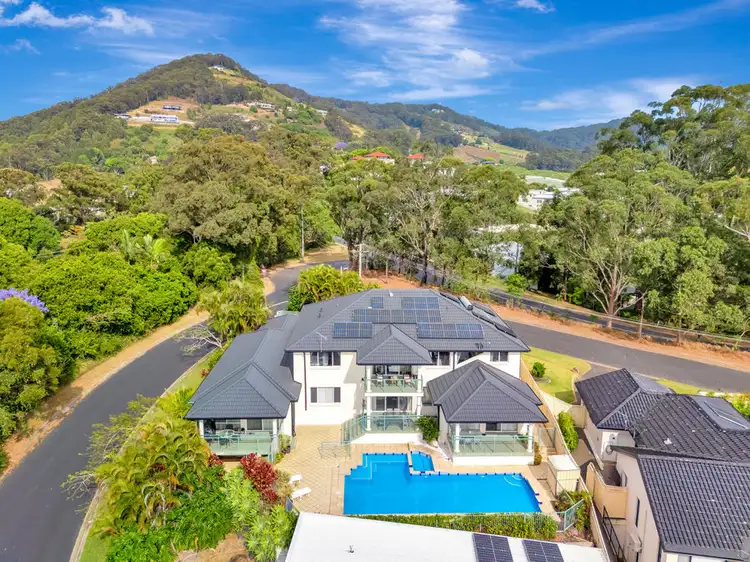 1 Breakers Way, Korora NSW 2450