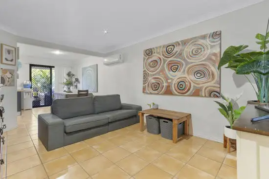 15/31 Archipelago Street, Pacific Pines QLD 4211