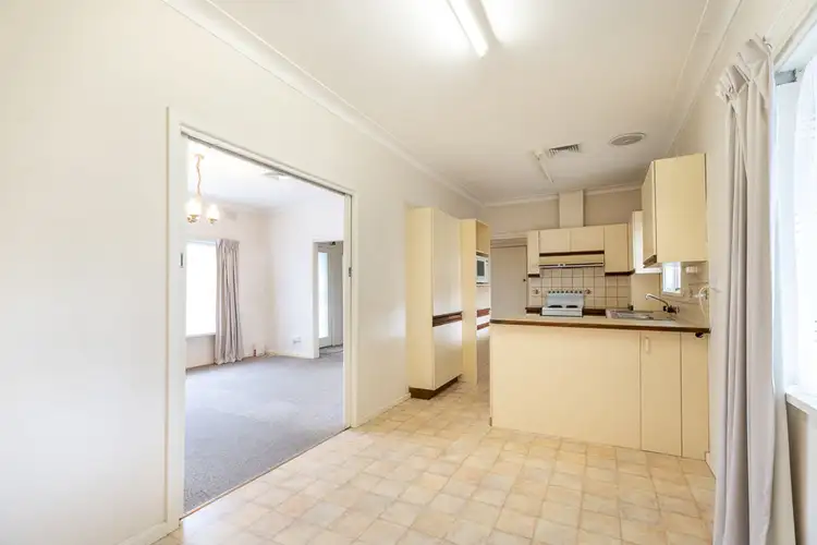 Fifth view of Homely house listing, 516 Marshall St, Lavington NSW 2641