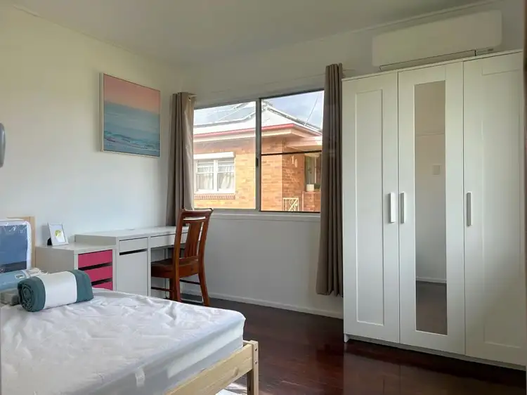Room 4/8 Ranfurly Street, Newtown QLD 4350