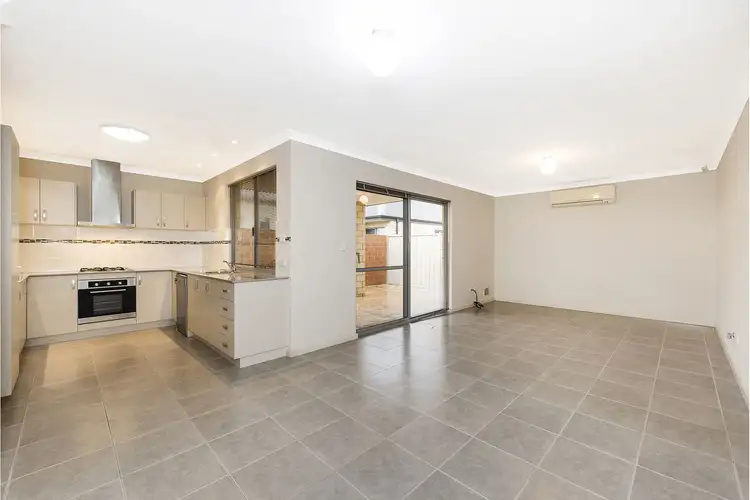 Seventh view of Homely unit listing, 1/201 Boardman Road, Canning Vale WA 6155