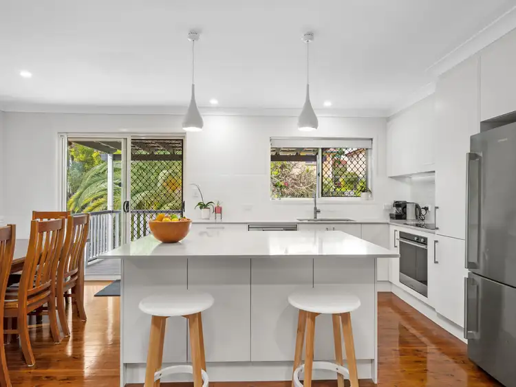 Fourth view of Homely house listing, 42 Luprena Street, Mansfield QLD 4122