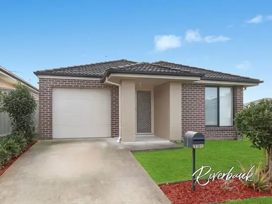 38 Melrose Street, Middleton Grange NSW 2171