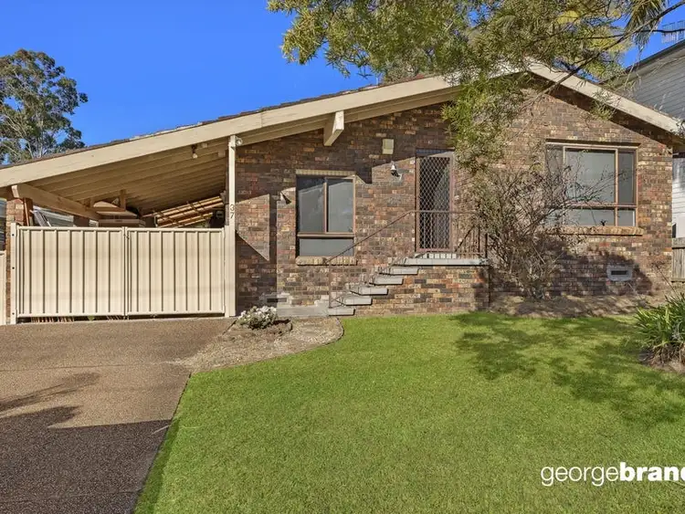 Fourth view of Homely house listing, 37 Judith Anne Drive, Berkeley Vale NSW 2261