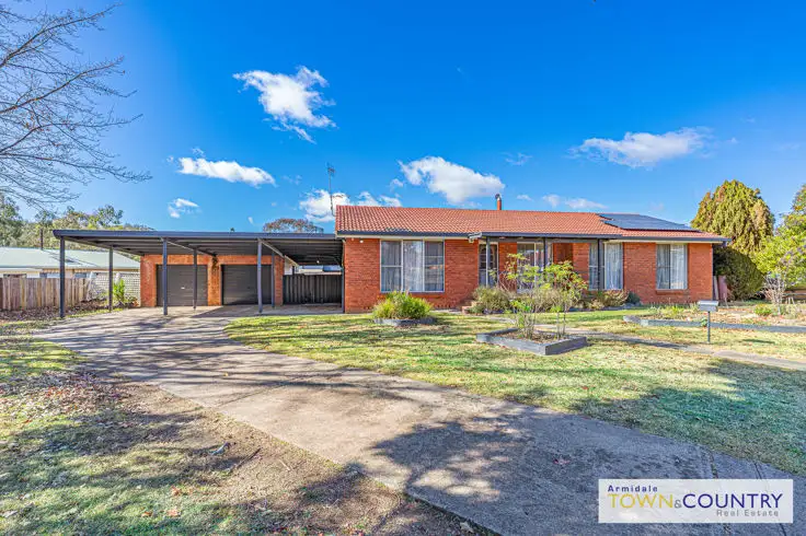 Main view of Homely house listing, 2 Penfold Place, Armidale NSW 2350