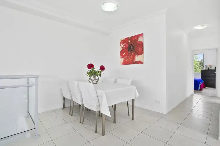 Fourth view of Homely unit listing, 6/2 Mountford Avenue, Guildford NSW 2161