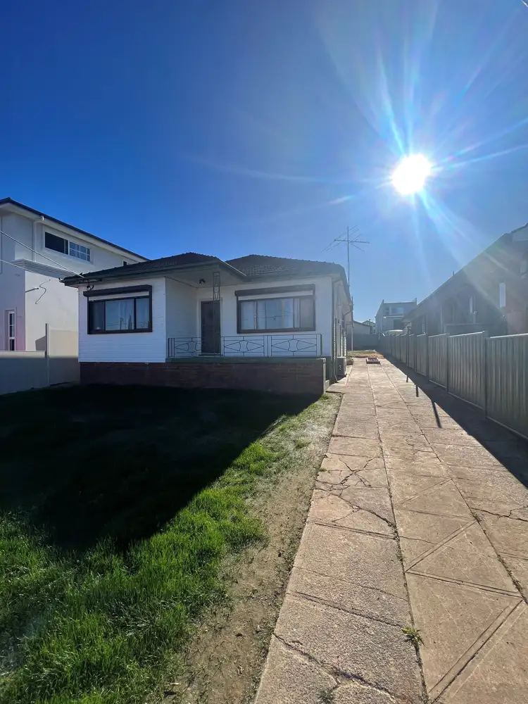 551 Guildford road