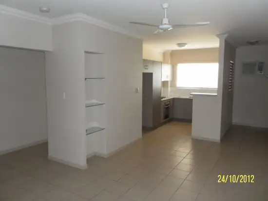 Sixth view of Homely unit listing, 311/2-8 Centenary Close, Manoora QLD 4870