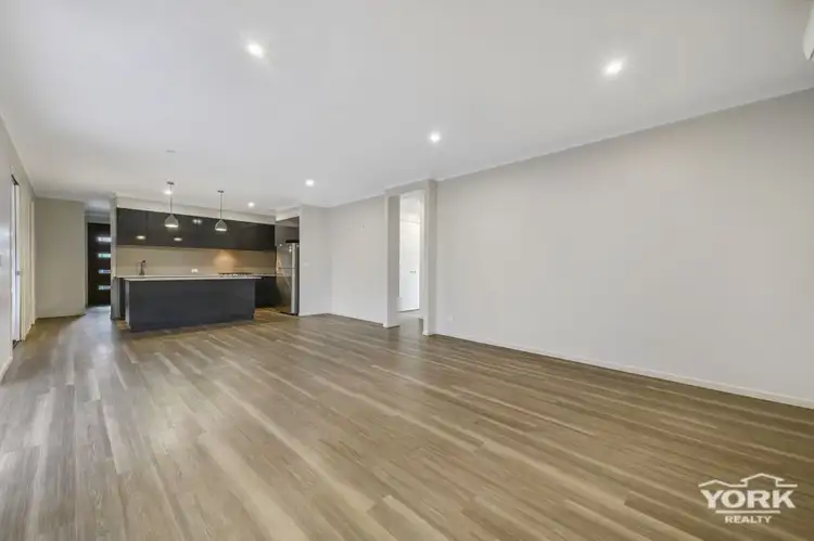 Sixth view of Homely house listing, 9 McGee Drive, Kearneys Spring QLD 4350