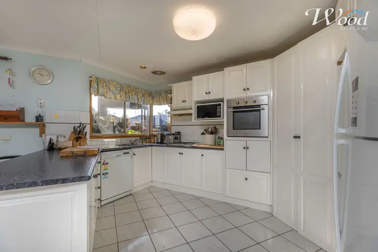 Fifth view of Homely house listing, 24 La Fontaine Ave, Lavington NSW 2641