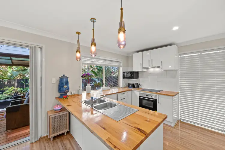 24/8 Doyalson Place, Helensvale QLD 4212